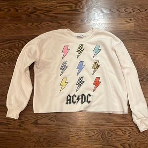 NWOT Never been worn AC/DC Women’s Oversized cropped sweatshirt, XS